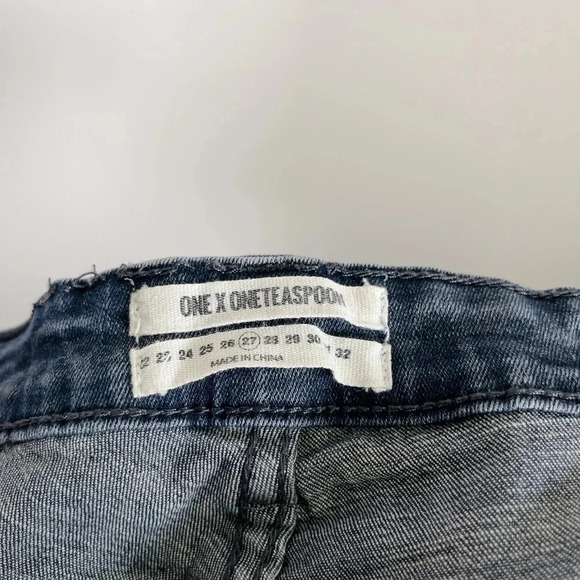 ONE TEASPOON | FREEBIRDS II  DISTRESS DARK WASH ANKLE ZIP JEANS - Picture 8 of 15